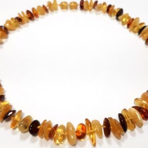 Gintariniai karoliai