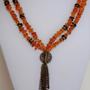 Gintaro karoliai su žalvariu