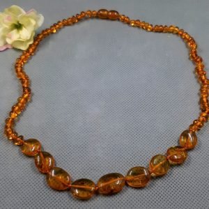 Baltijos gintaro karoliai